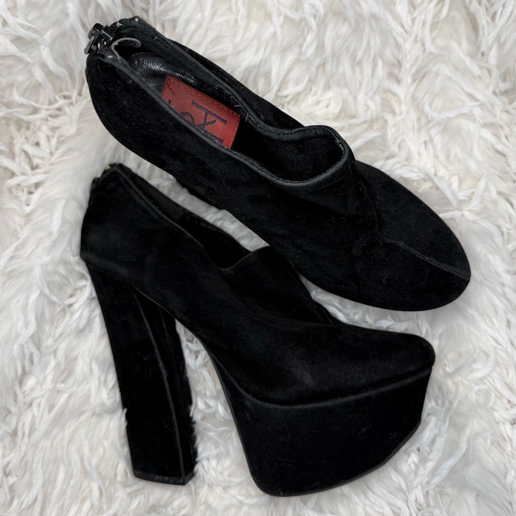 Vintage Y2k Fahrenheit Black Suede Platform Booties Size 7 Deadstock